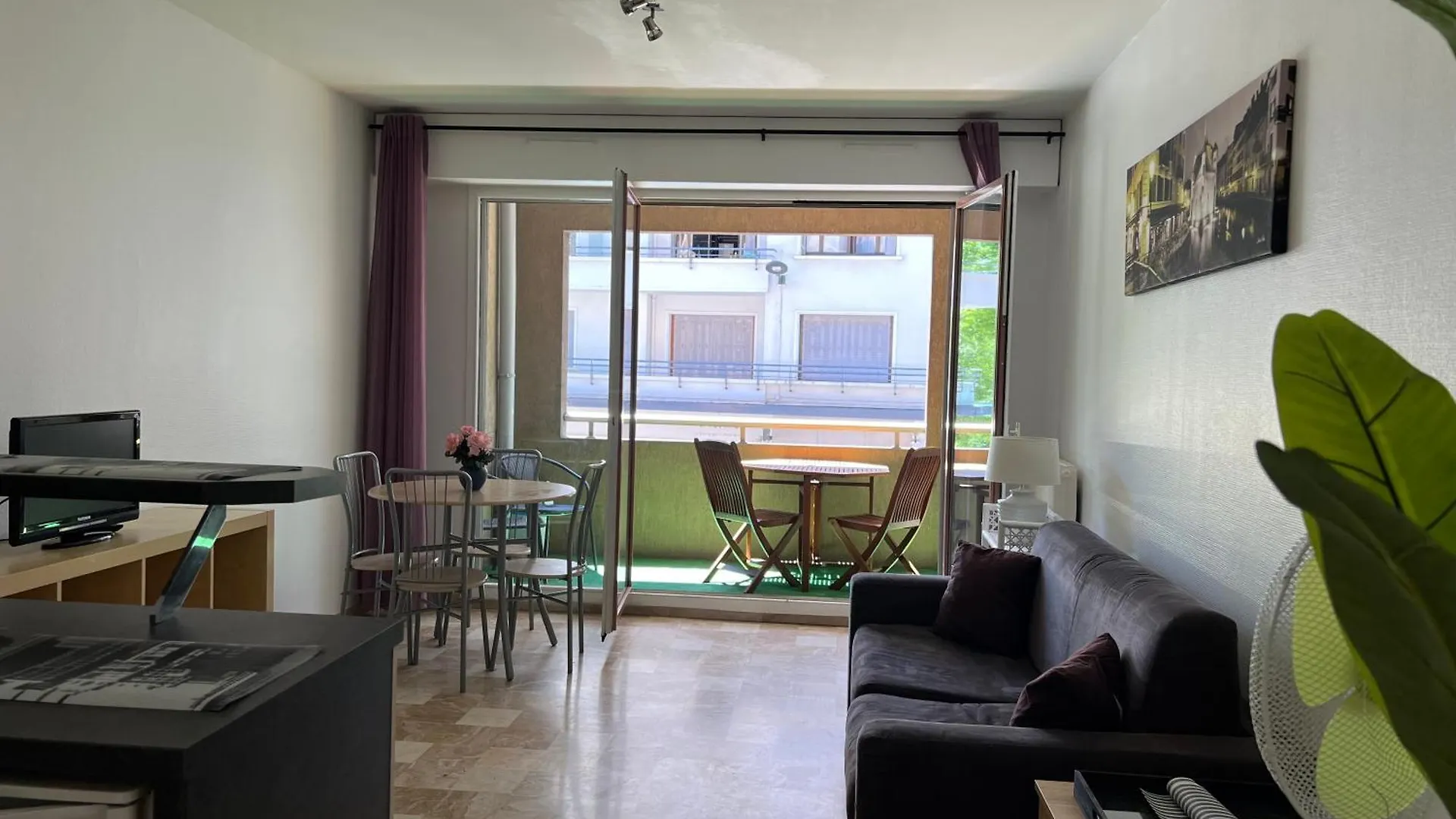 شقة Annecy Centre-Ville Avec Garage Et Loggia