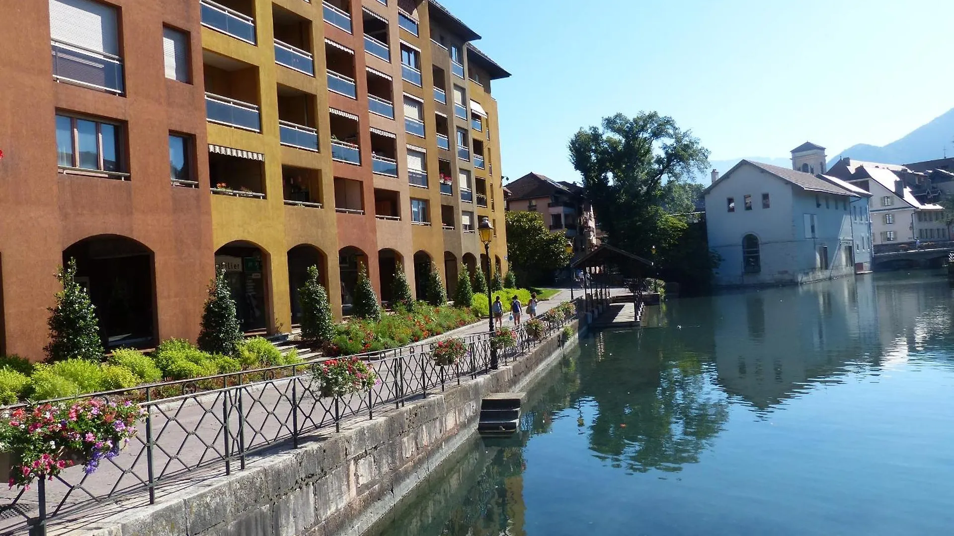 Annecy Centre-Ville Avec Garage Et Loggia فرنسا